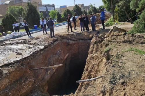 اصفهان در چاله های خودساخته فرو می رود