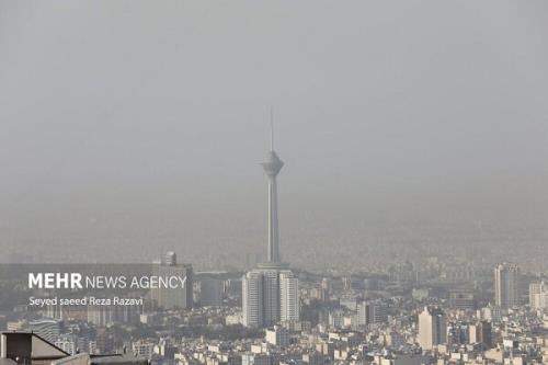 هوای تهران در مرز آلودگی است