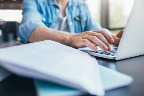 استخدام در سایت کاریابی حرفه ای باش